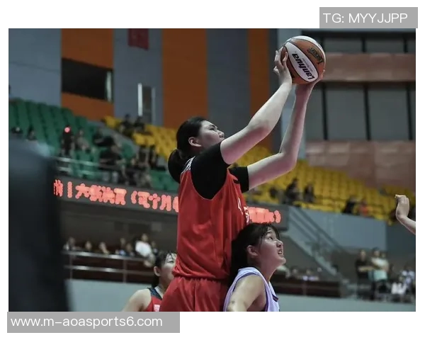 中国女篮新星崛起攻防兼备未来或与2米23女姚明携手共创辉煌