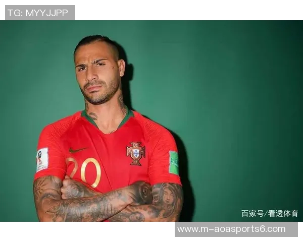 足球队明星的崛起与荣耀背后那些不为人知的故事与奋斗历程