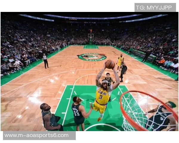 凯尔特人与湖人再度相遇总决赛历史对决引发球迷热议与期待